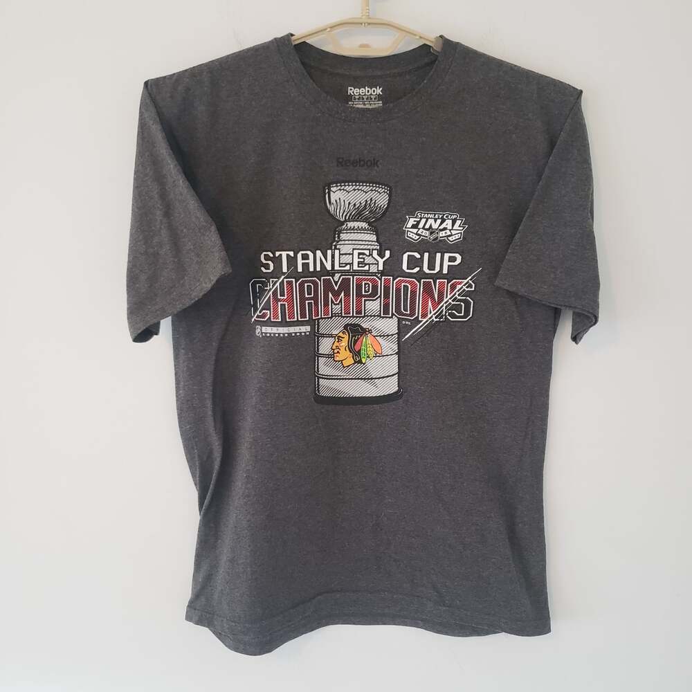 CHICAGO BLACKHAWKS: REEBOK- 2015 Champions L Short Sleeve T-Shirt